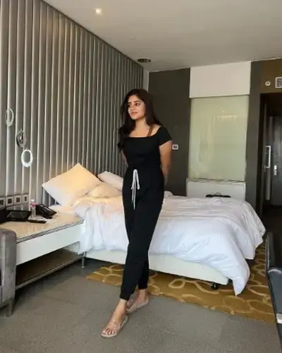 Call Girls Alipore Cash On Delivery
